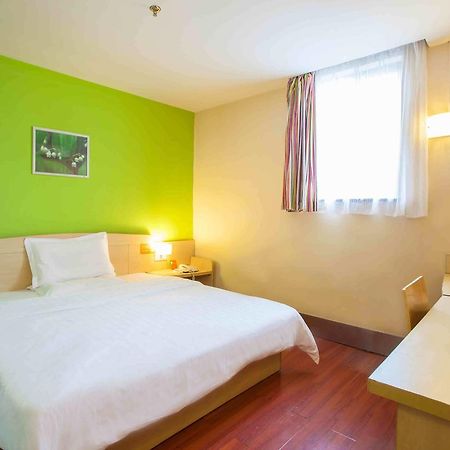 7Days Inn Deyang Zhongjiang Kuishan Park Exterior foto