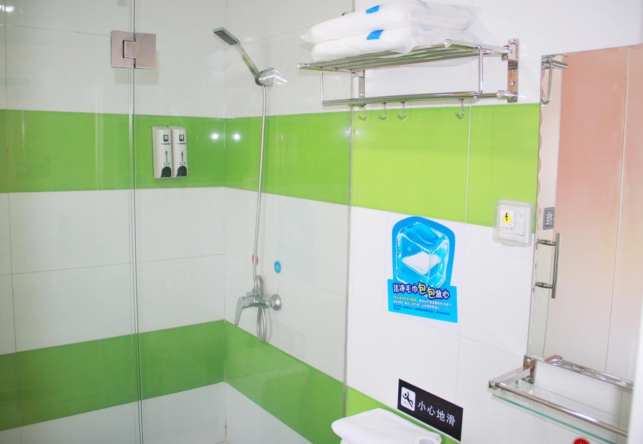 7Days Inn Deyang Zhongjiang Kuishan Park Exterior foto